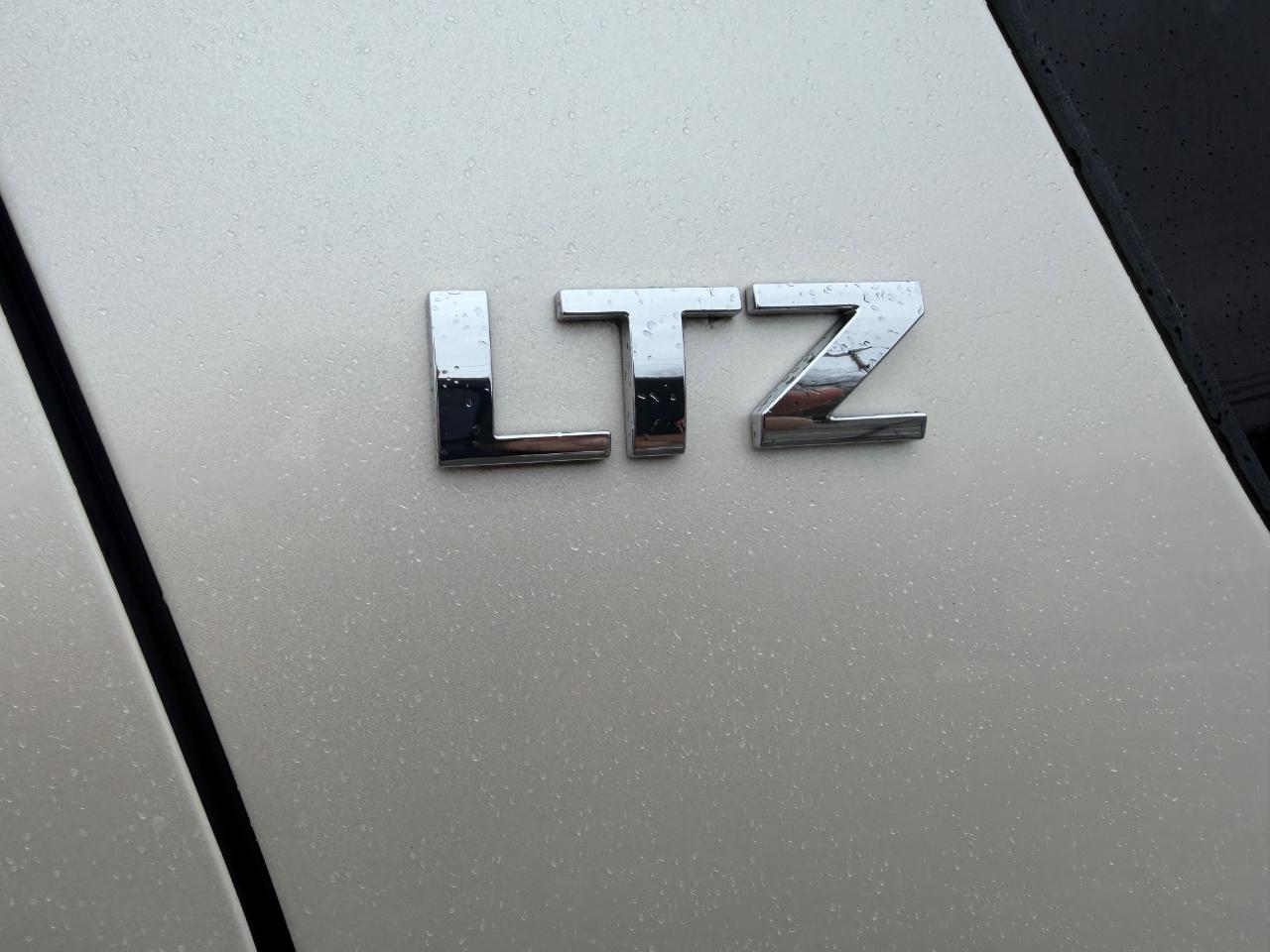 Chevrolet Tahoe 4WD 4dr 1500 LTZ 2012