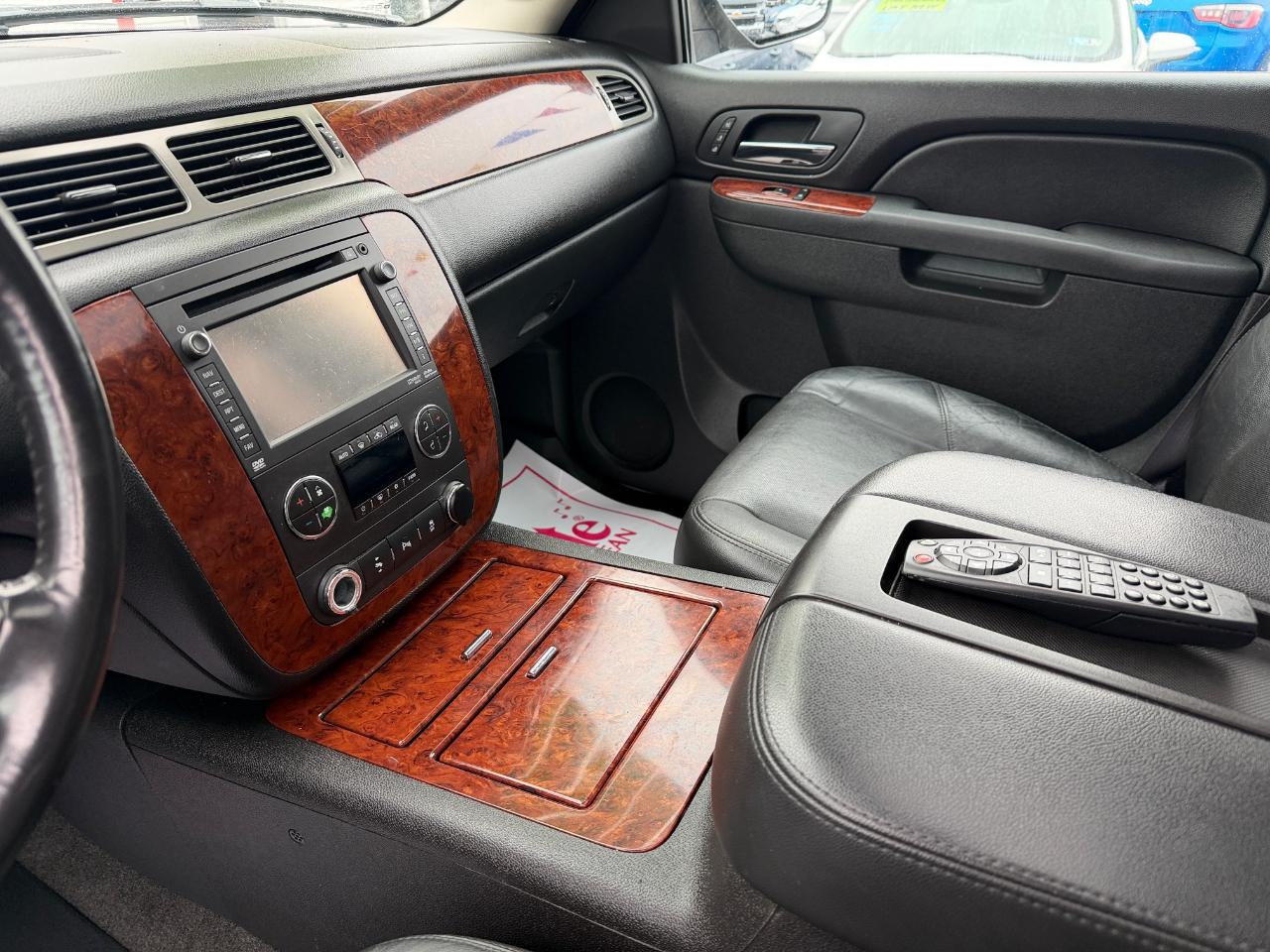 Chevrolet Tahoe 4WD 4dr 1500 LTZ 2012