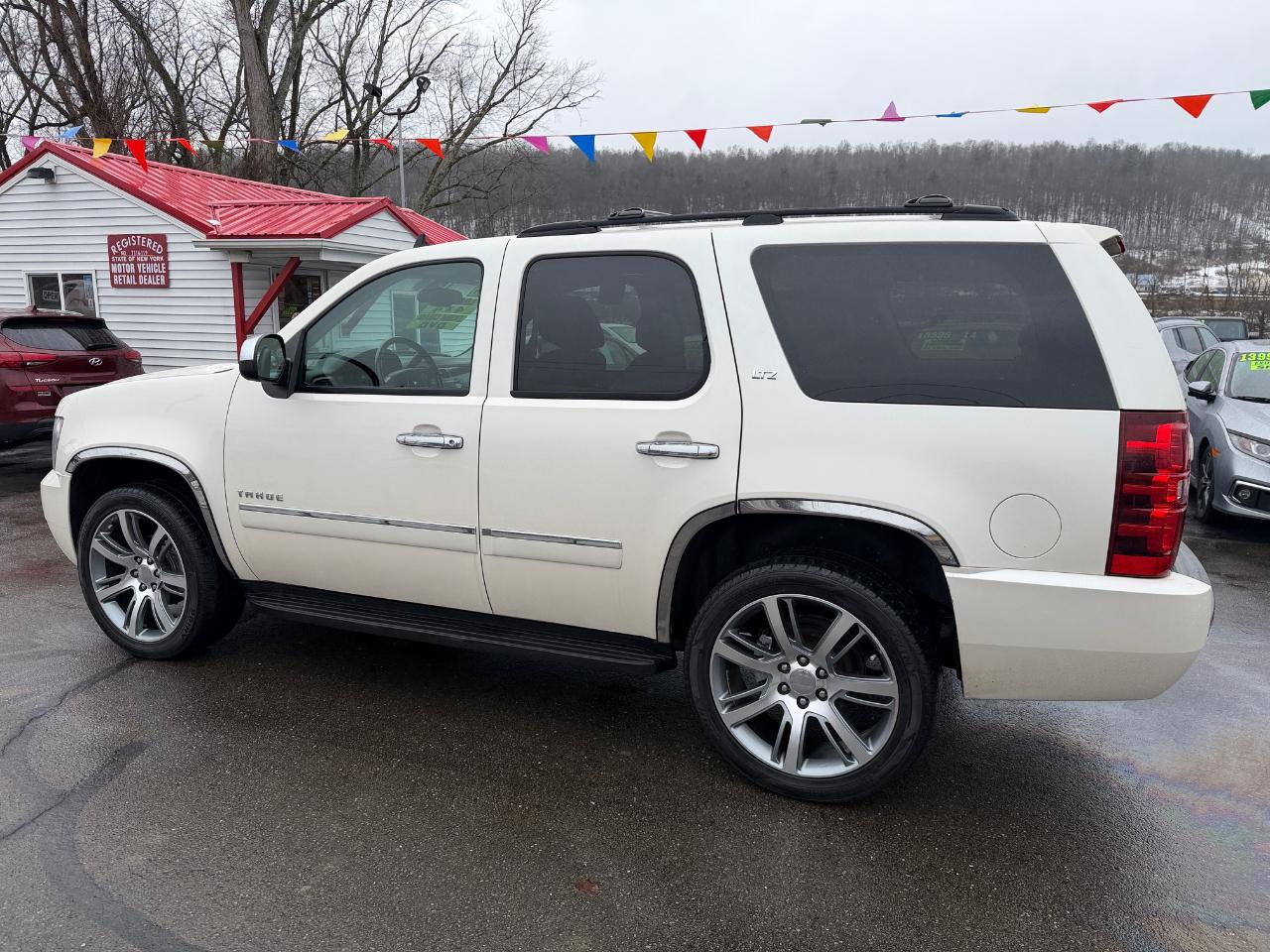 Chevrolet Tahoe 4WD 4dr 1500 LTZ 2012