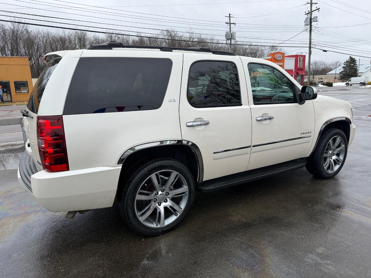 Chevrolet Tahoe 4WD 4dr 1500 LTZ 2012