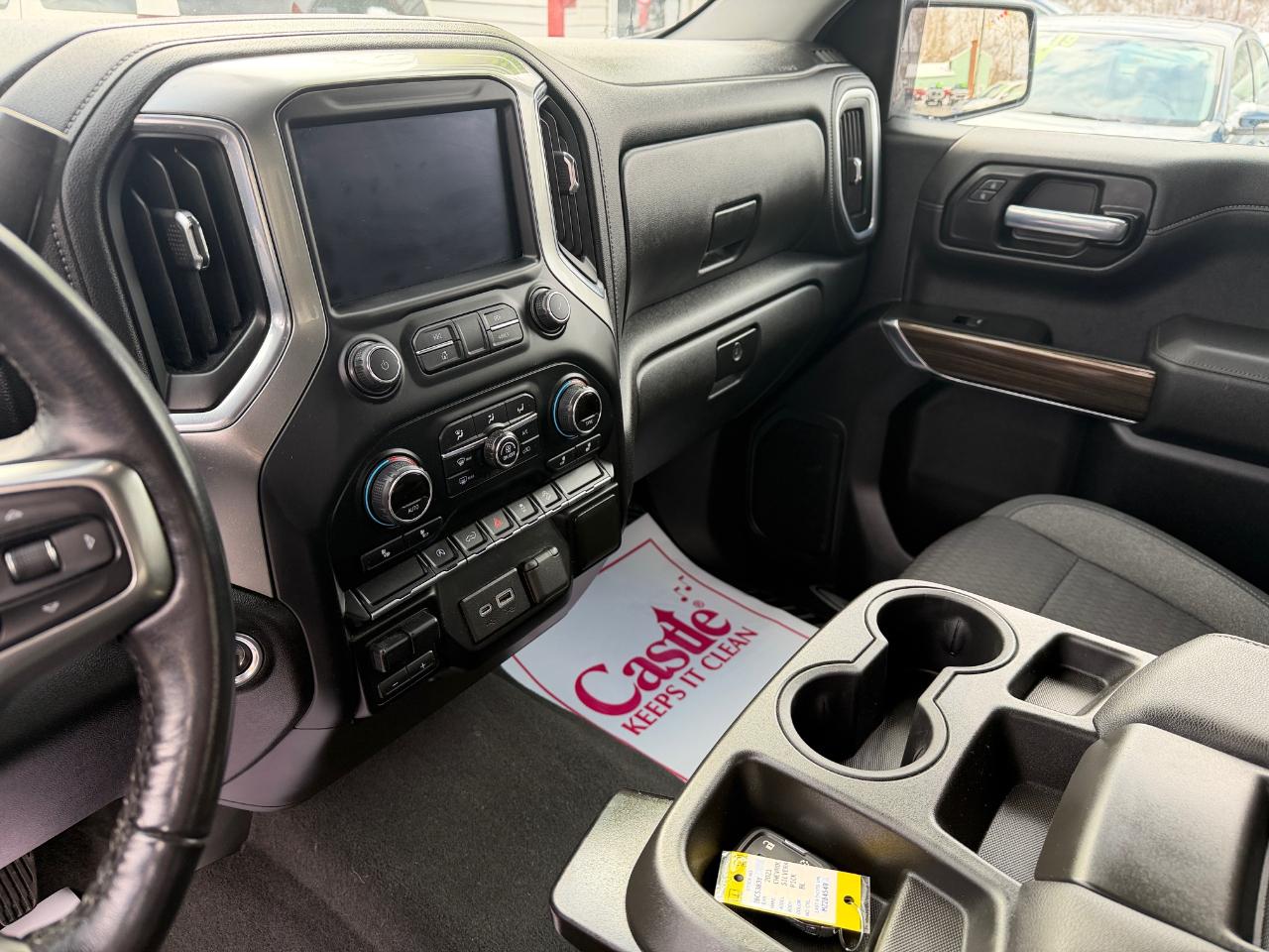 Chevrolet Silverado 1500 4WD Crew Cab 147" LT w/1LT 2021