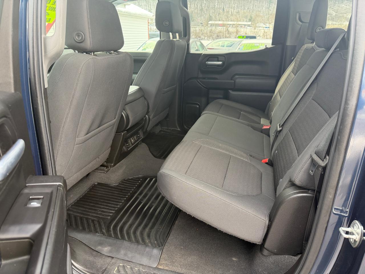 Chevrolet Silverado 1500 4WD Crew Cab 147" LT w/1LT 2021