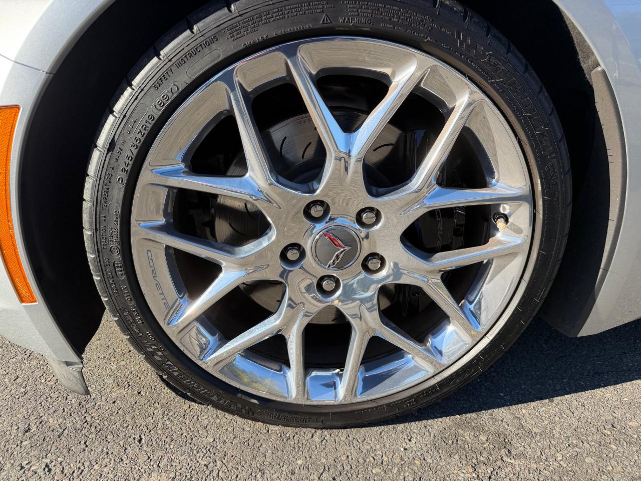 Chevrolet Corvette 2dr Stingray Z51 Cpe w/3LT 2016