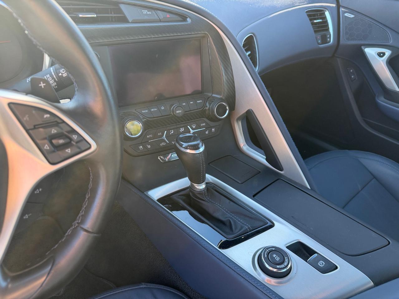 Chevrolet Corvette 2dr Stingray Z51 Cpe w/3LT 2016