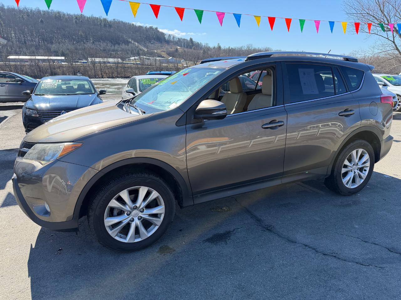 Toyota RAV4 AWD 4dr Limited (Natl) 2015
