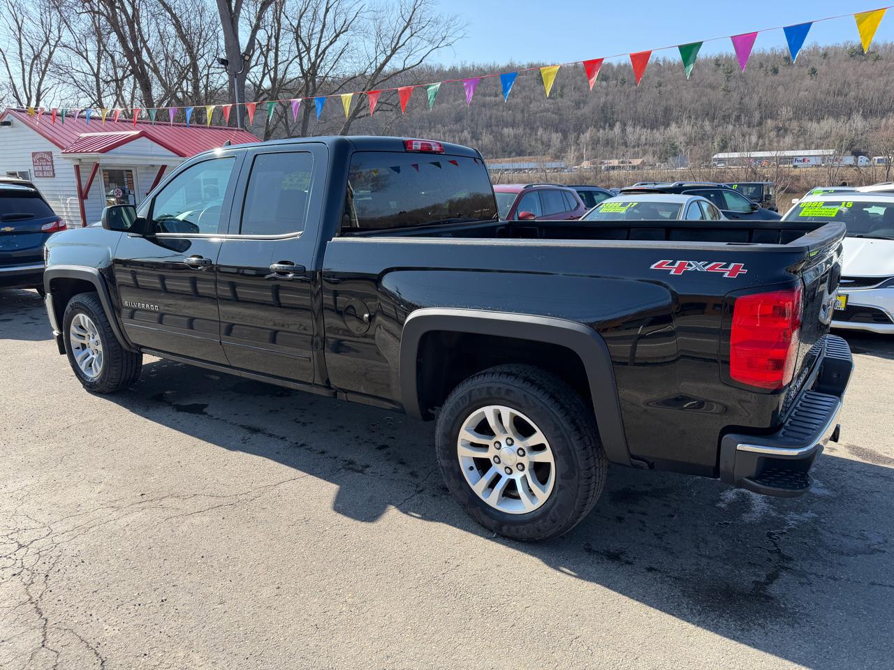 Chevrolet Silverado 1500 4WD Double Cab 143.5" LT w/1LT 2016