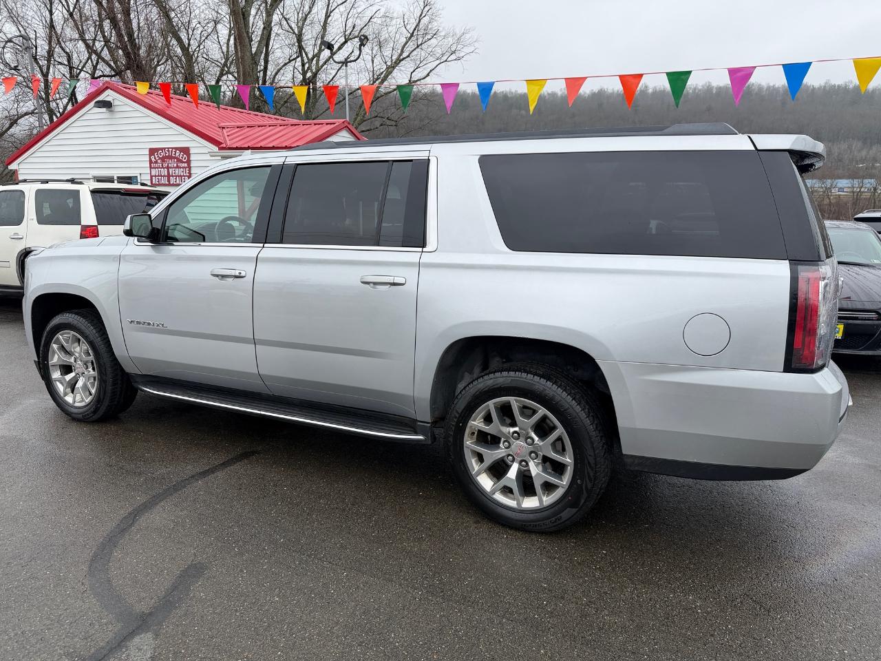 GMC Yukon XL 4WD 4dr SLT 2018