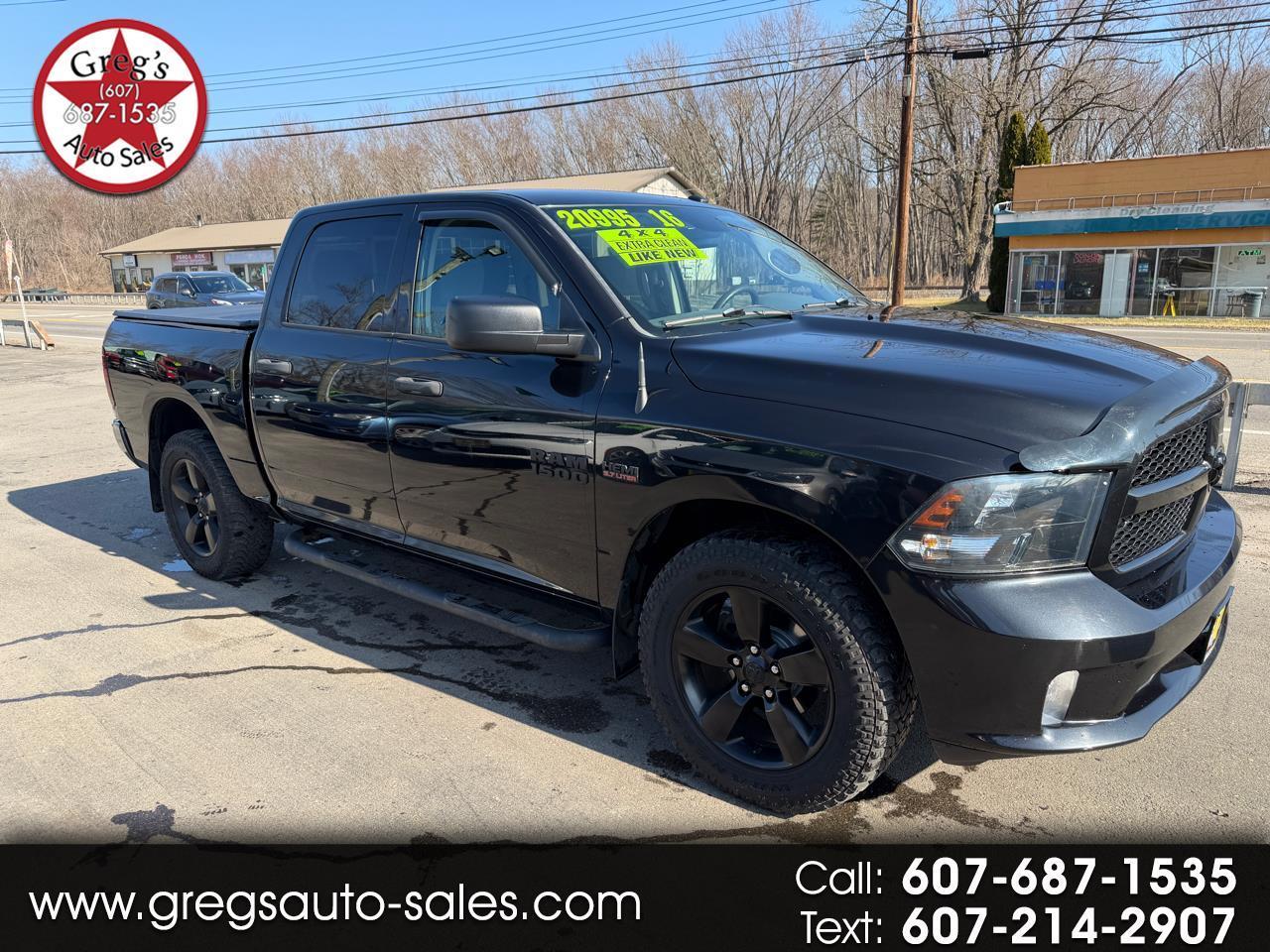 2016 RAM 1500 4WD Crew Cab 140.5" Express