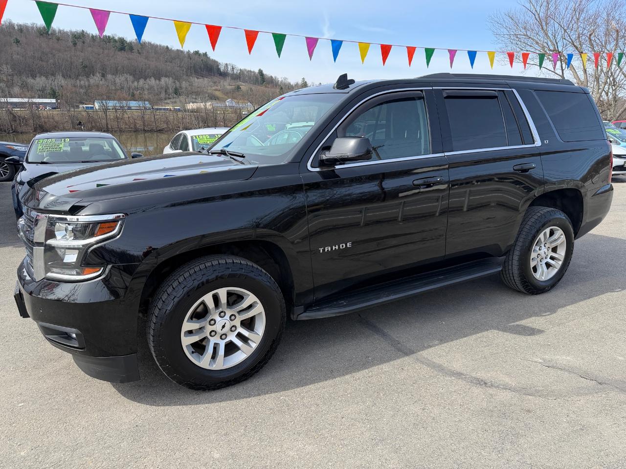 Chevrolet Tahoe 4WD 4dr LT 2019