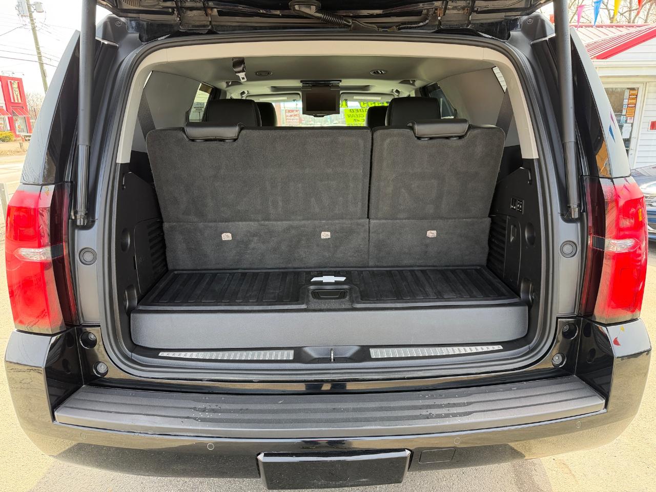 Chevrolet Tahoe 4WD 4dr LT 2019
