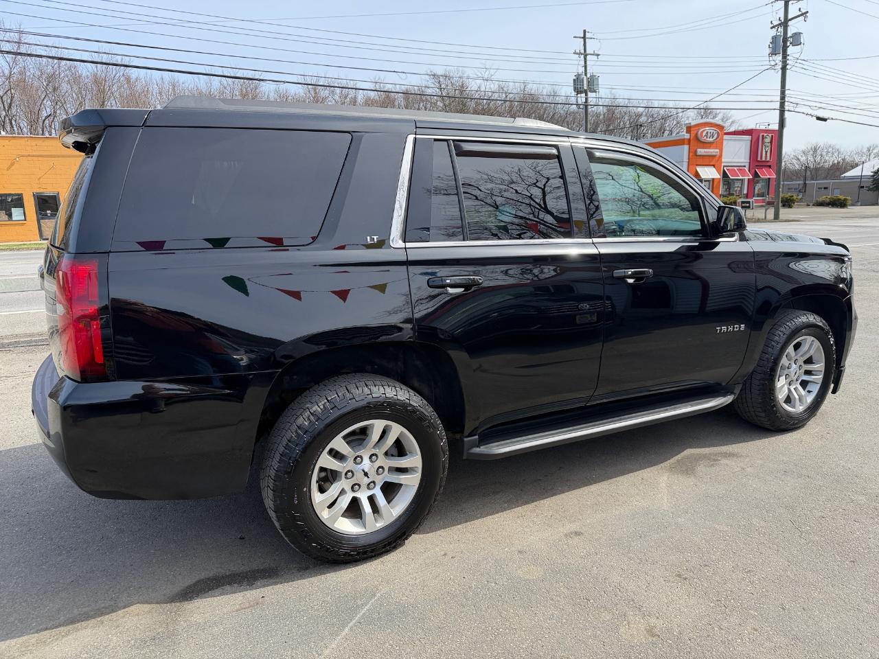 Chevrolet Tahoe 4WD 4dr LT 2019