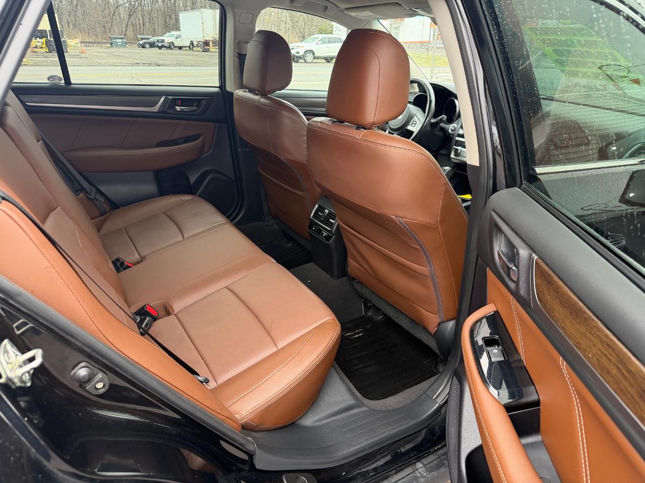 Subaru Outback 3.6R Touring 2017