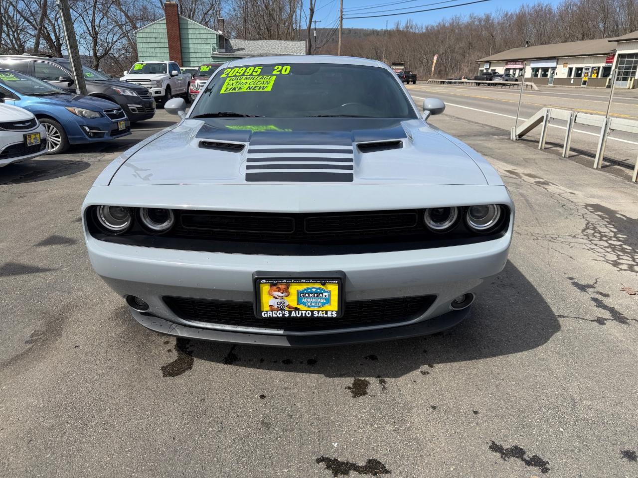 Dodge Challenger SXT RWD 2020