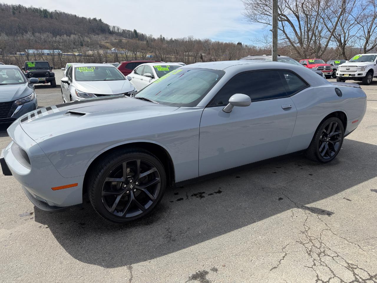 Dodge Challenger SXT RWD 2020