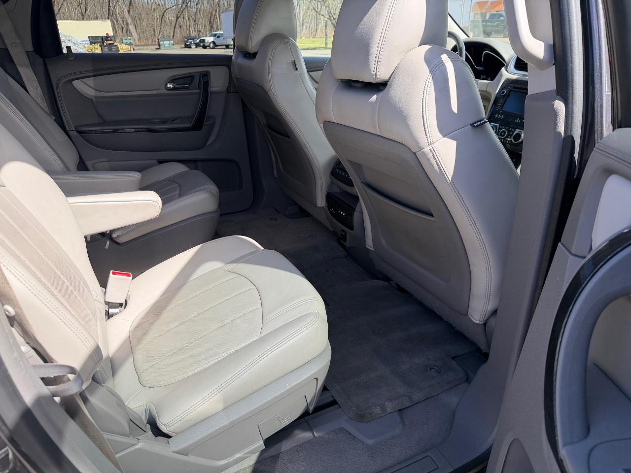 Chevrolet Traverse AWD 4dr LTZ 2015