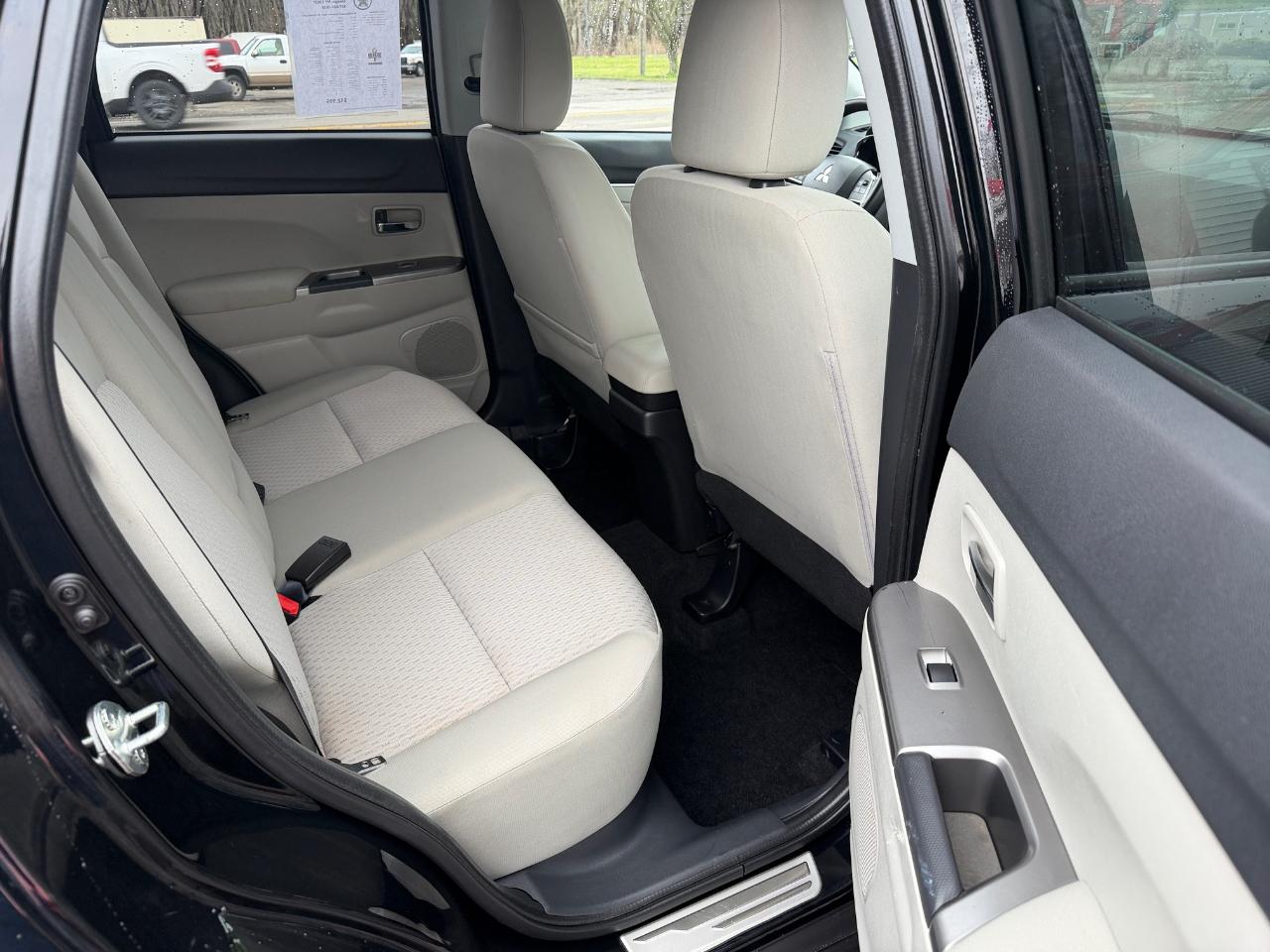 Mitsubishi Outlander Sport ES 2.0 AWC CVT 2019