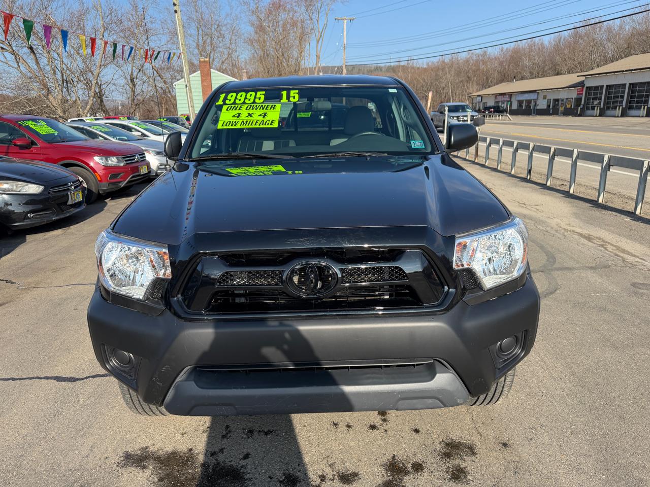 Toyota Tacoma 4WD Access Cab I4 AT (Natl) 2015