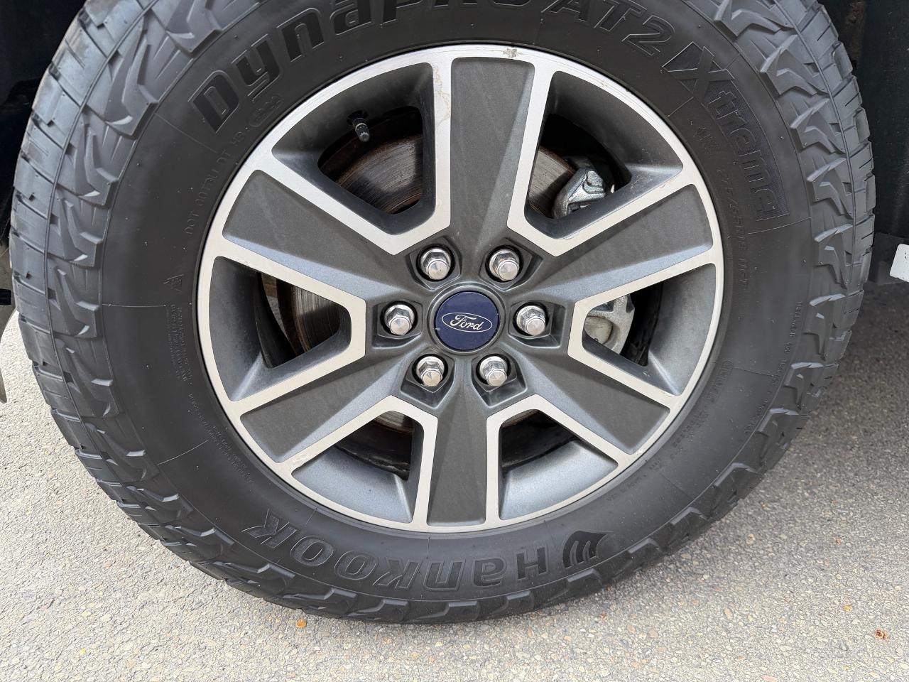 Ford F-150 4WD SuperCrew 145" XLT 2015