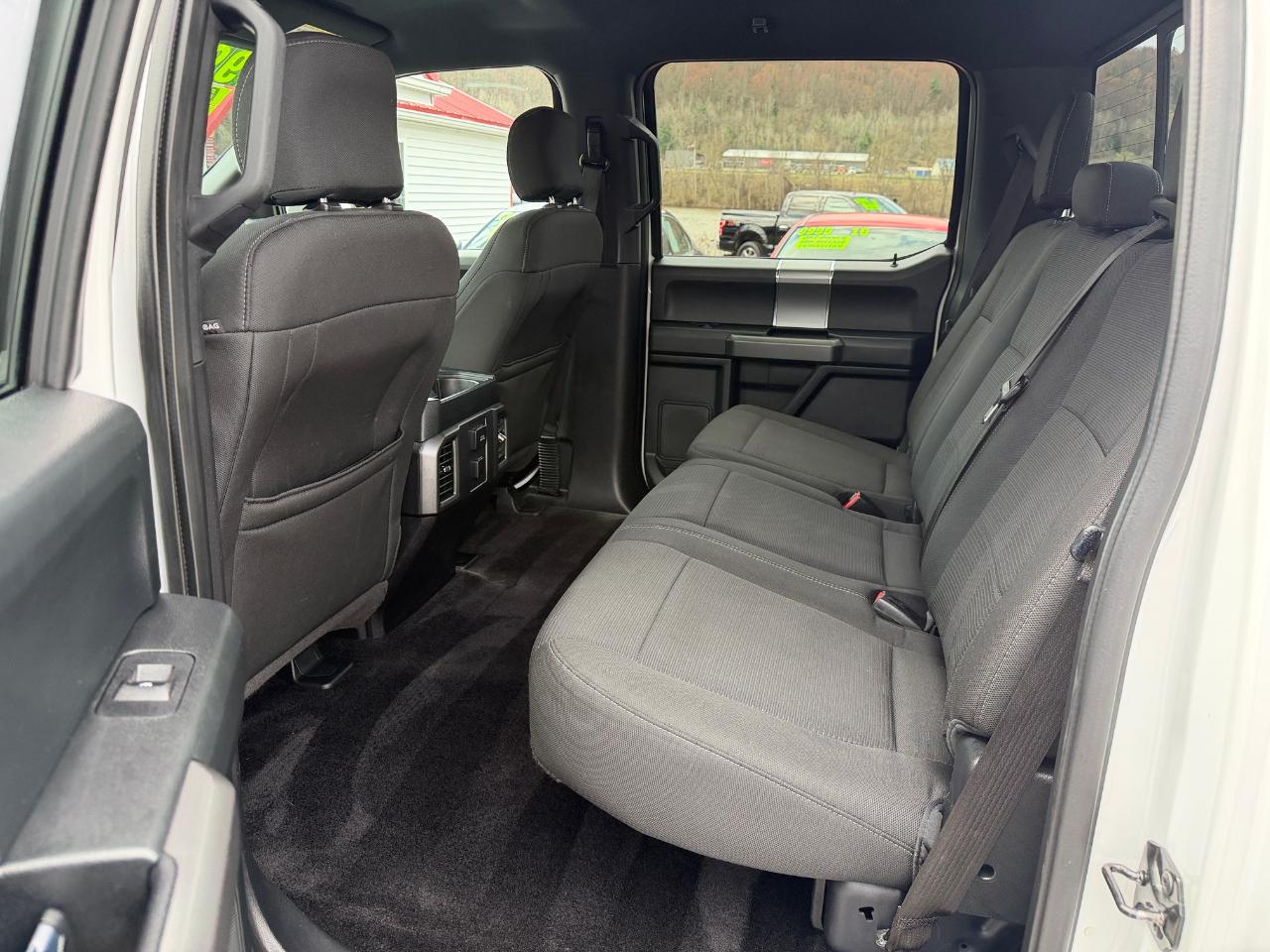 Ford F-150 4WD SuperCrew 145" XLT 2015