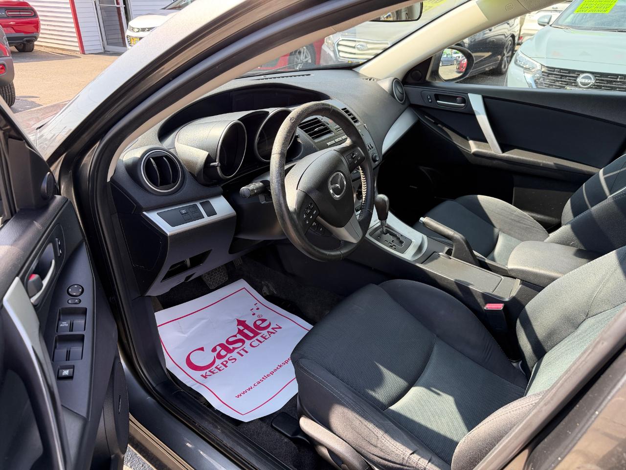 Mazda MAZDA3 4dr Sdn Auto s Sport 2011