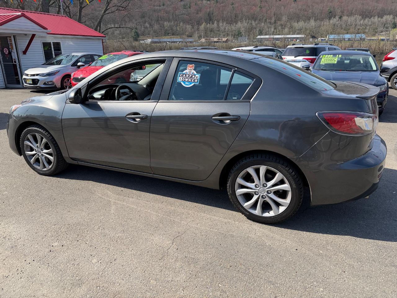 Mazda MAZDA3 4dr Sdn Auto s Sport 2011