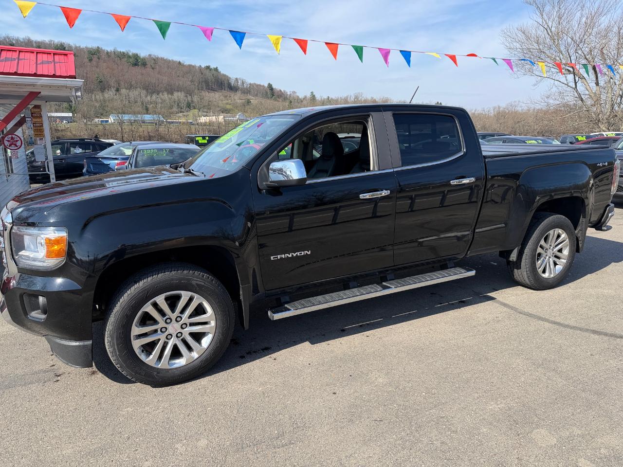 GMC Canyon 4WD Crew Cab 140.5" SLT 2018