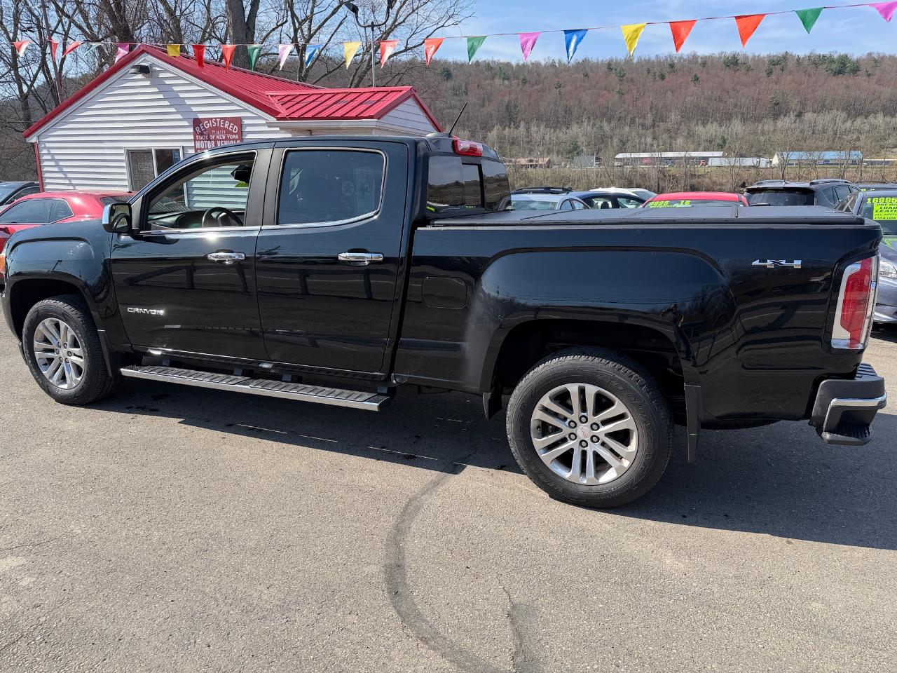 GMC Canyon 4WD Crew Cab 140.5" SLT 2018