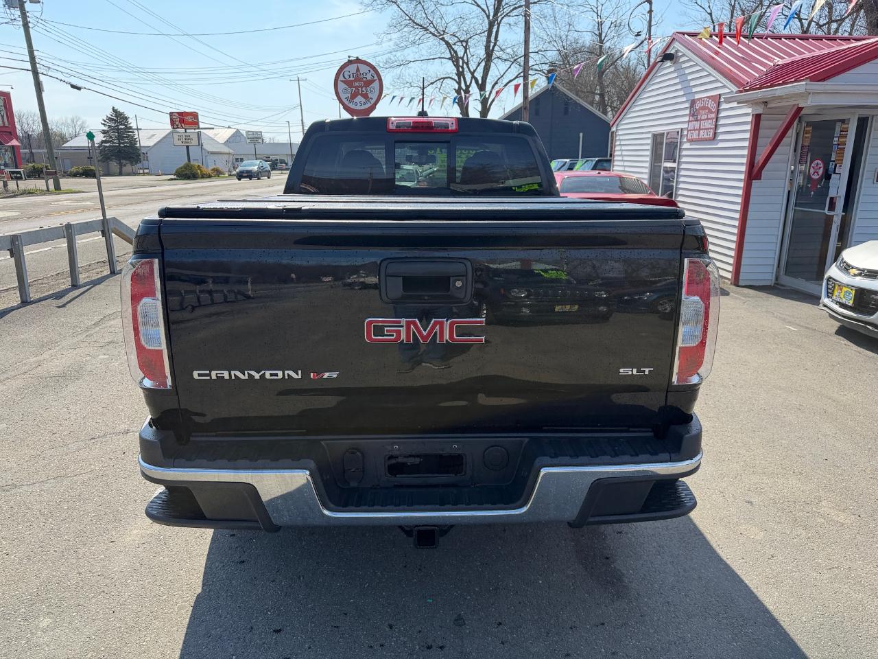 GMC Canyon 4WD Crew Cab 140.5" SLT 2018