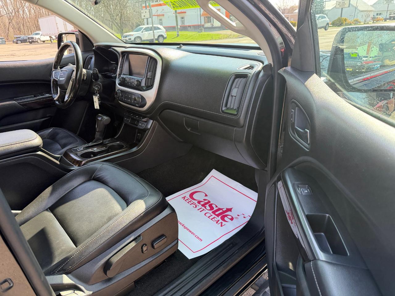 GMC Canyon 4WD Crew Cab 140.5" SLT 2018