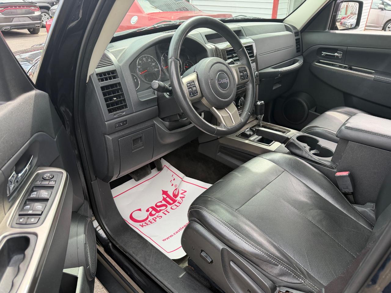 Jeep Liberty 4WD 4dr Limited Jet 2012