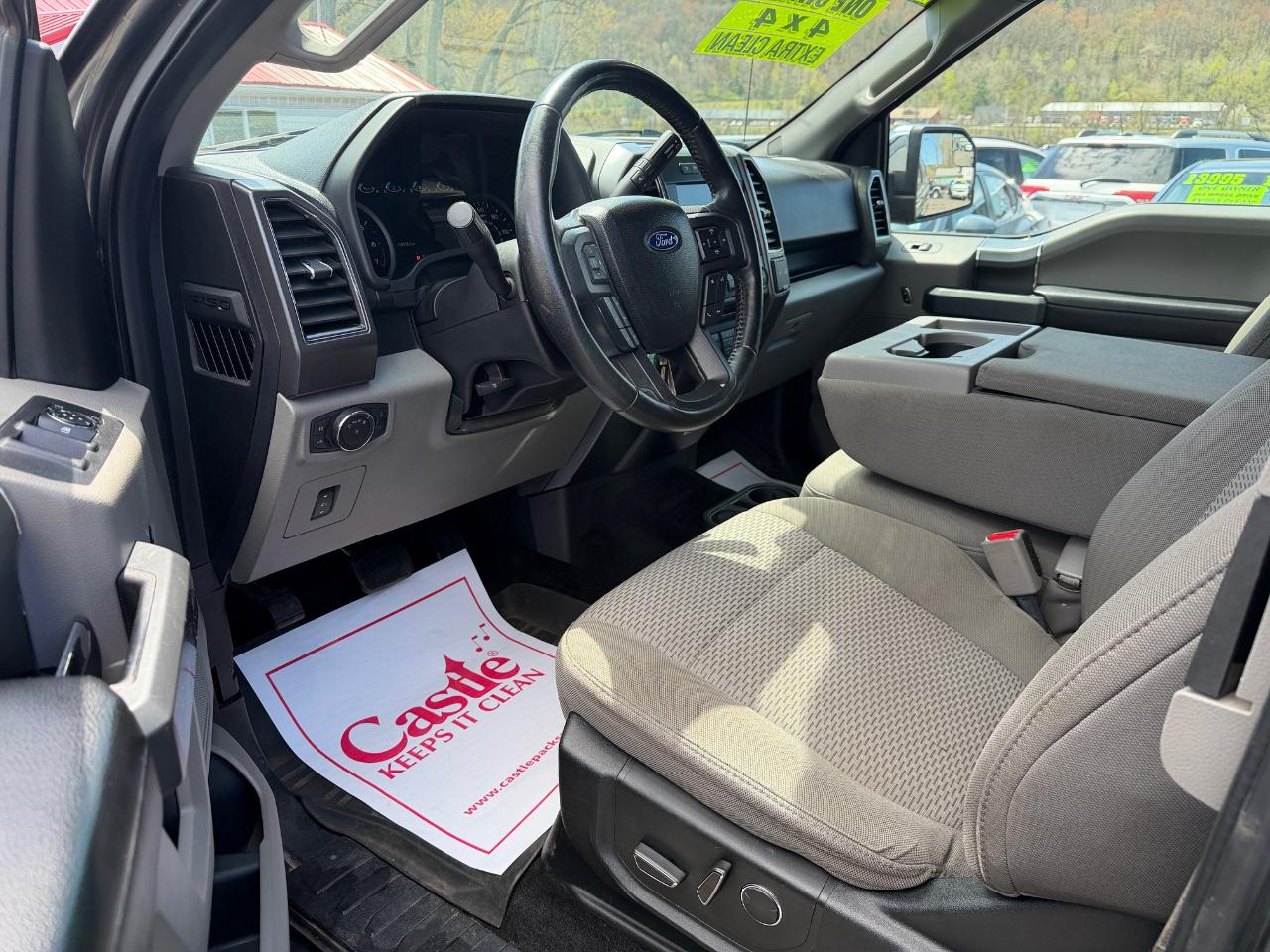 Ford F-150 Supercab 157" 4WD XLT 2017