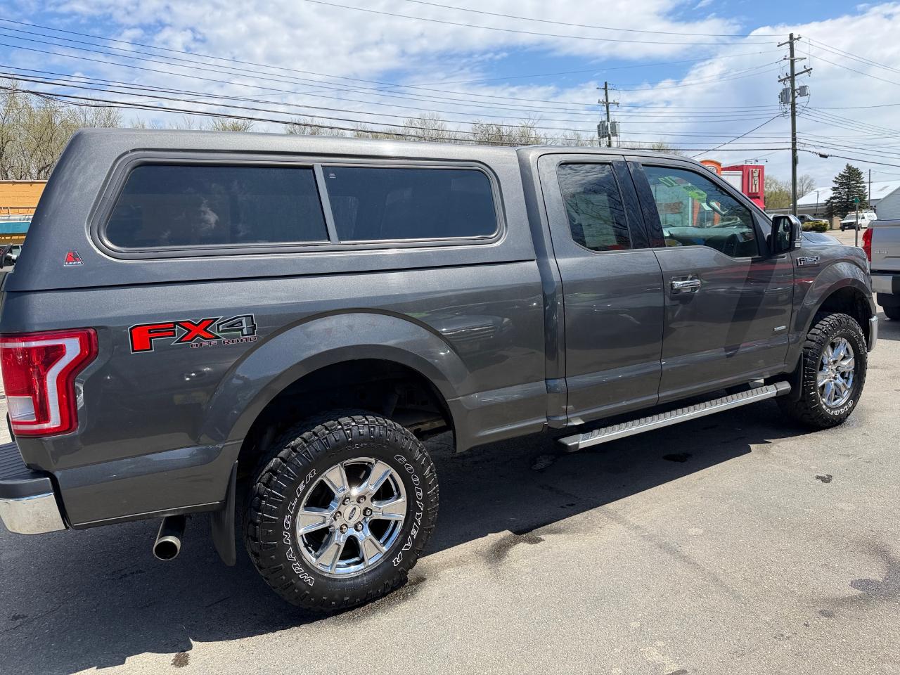 Ford F-150 Supercab 157" 4WD XLT 2017
