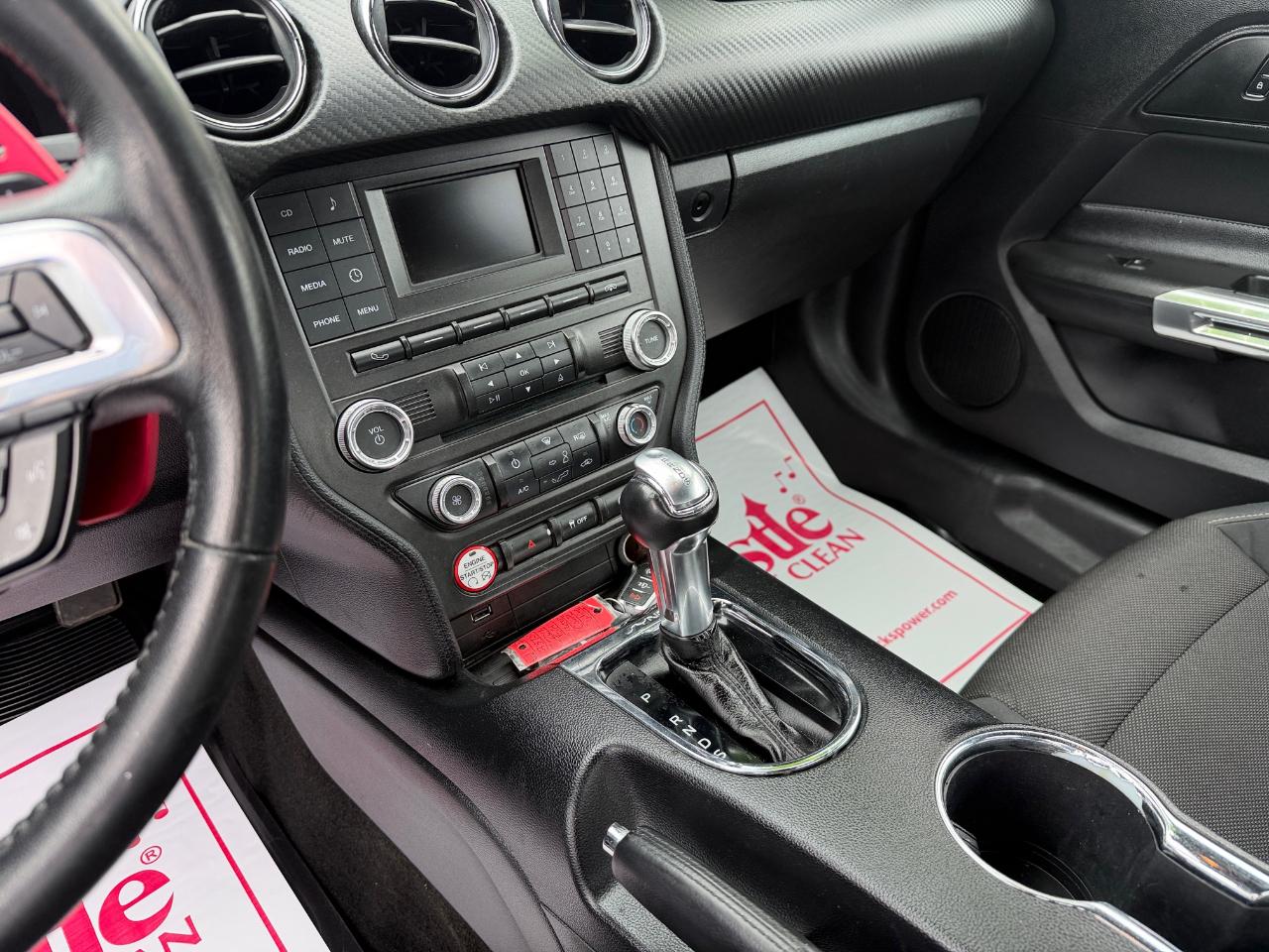 Ford Mustang 2dr Fastback V6 2016