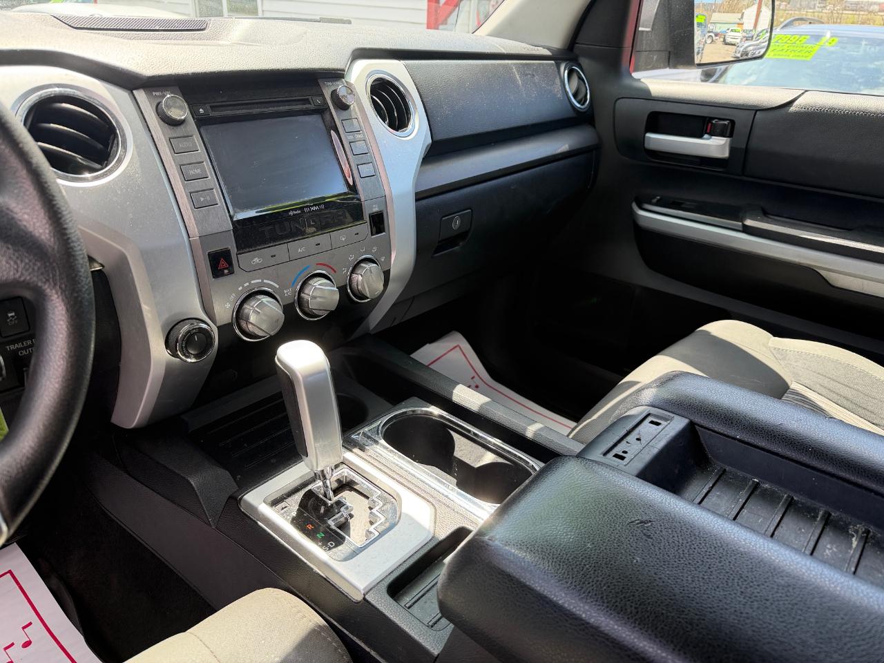 Toyota Tundra 4WD SR5 CrewMax 5.5' Bed 5.7L (Natl) 2018
