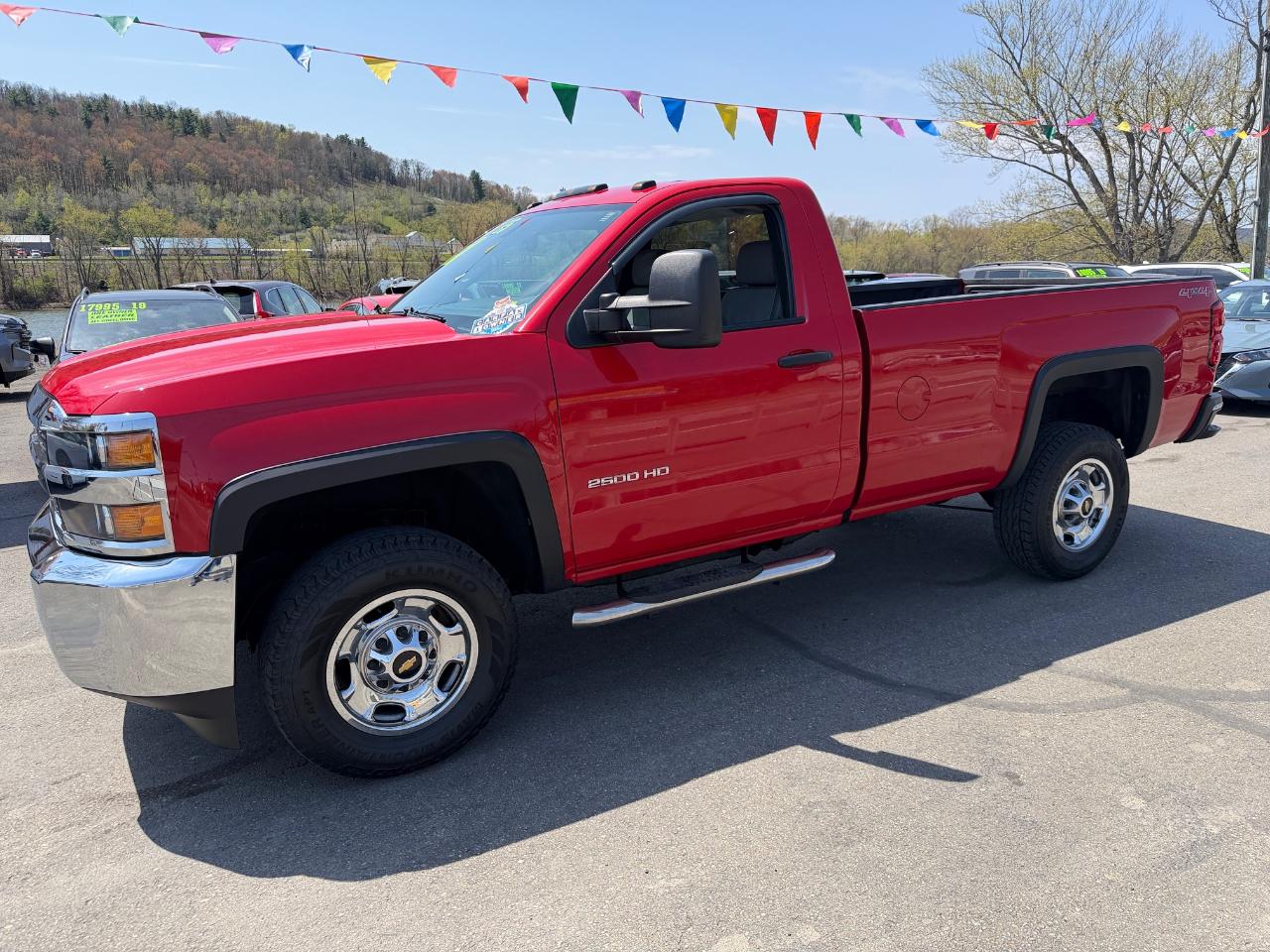 Chevrolet Silverado 2500HD 4WD Reg Cab 133.6" Work Truck 2015