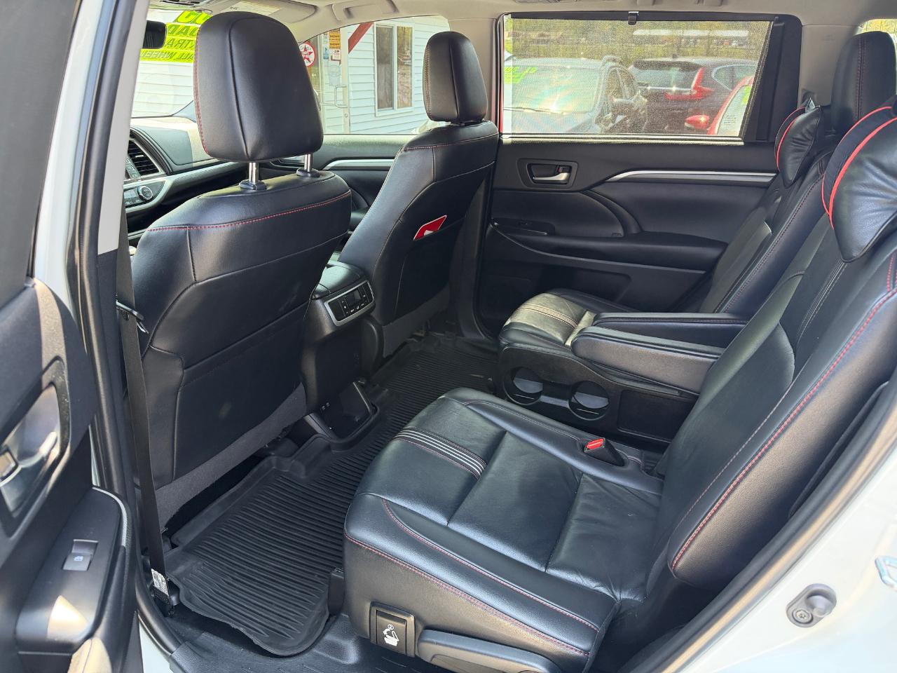 Toyota Highlander XLE V6 AWD (Natl) 2019