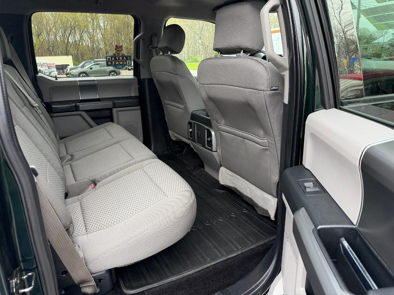 Ford F-150 4WD SuperCrew 145" XLT 2015