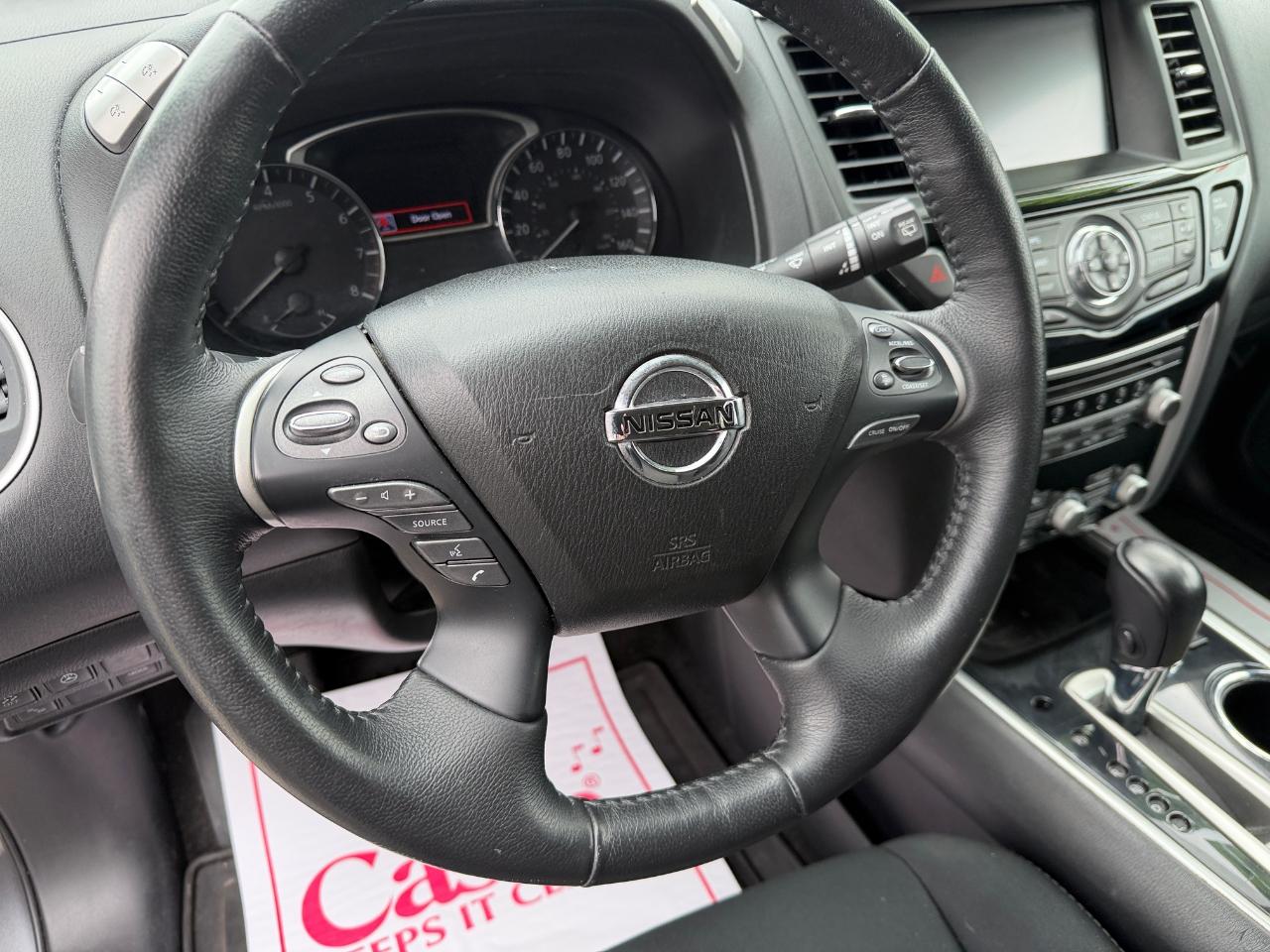 Nissan Pathfinder 4x4 SV 2018