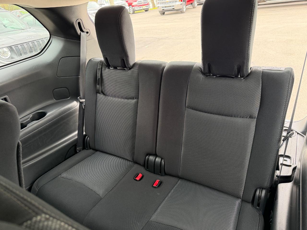 Nissan Pathfinder 4x4 SV 2018
