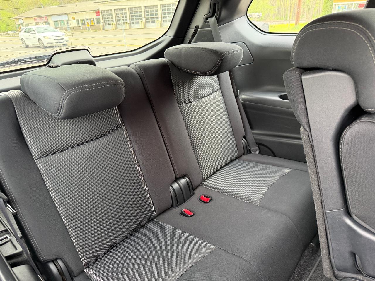 Nissan Pathfinder 4x4 SV 2018