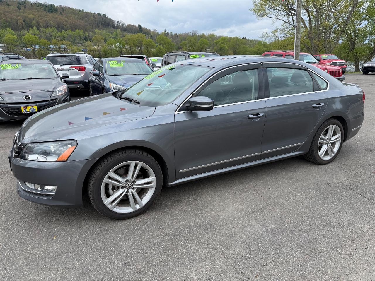 Volkswagen Passat 4dr Sdn 3.6L V6 DSG SEL Premium 2014
