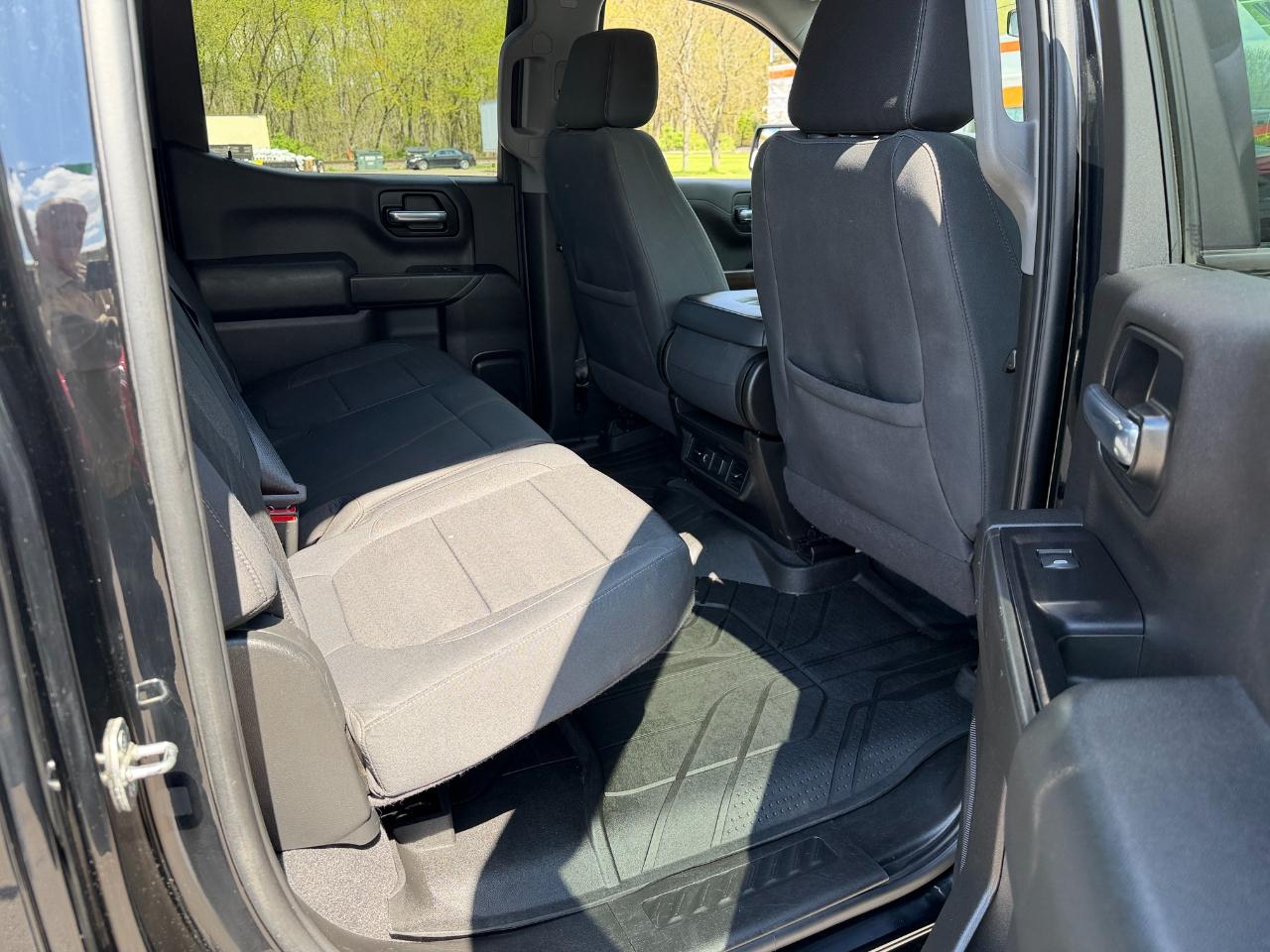 Chevrolet Silverado 1500 4WD Crew Cab 147" LT 2020