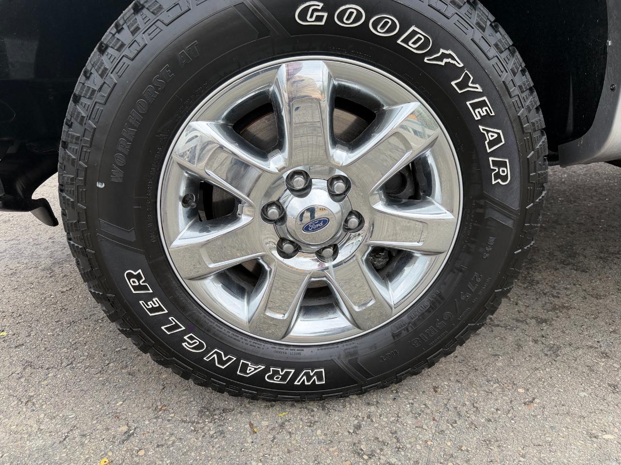 Ford F-150 4WD SuperCrew 145" XLT 2013