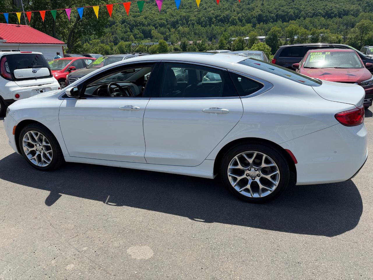 Chrysler 200 4dr Sdn C AWD 2016
