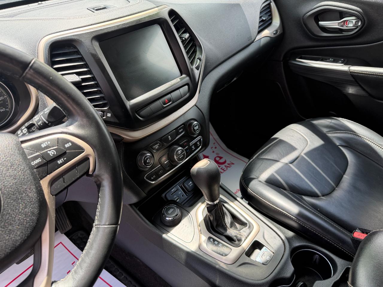 Jeep Cherokee 4WD 4dr Latitude 2015