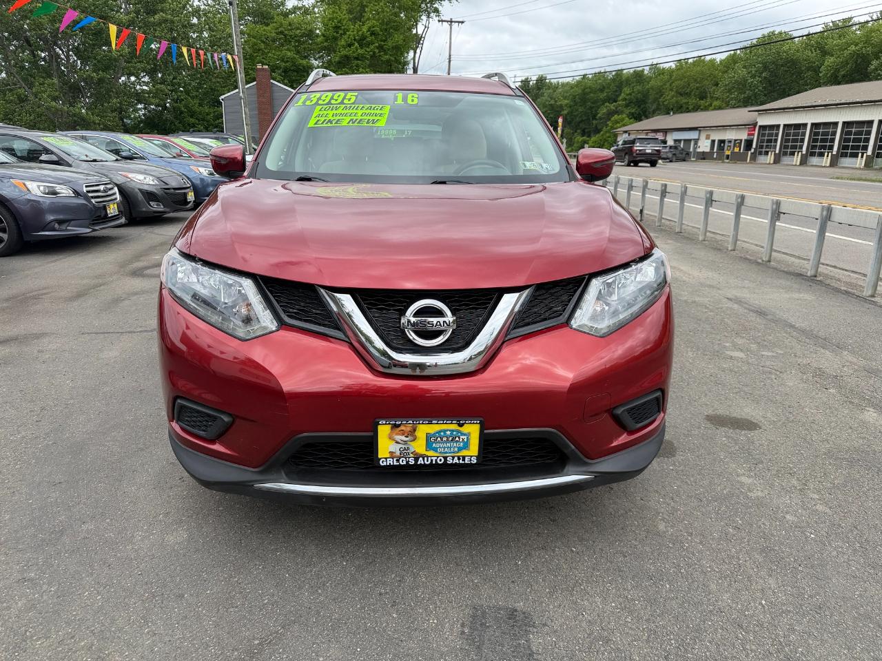 Nissan Rogue AWD 4dr SV 2016