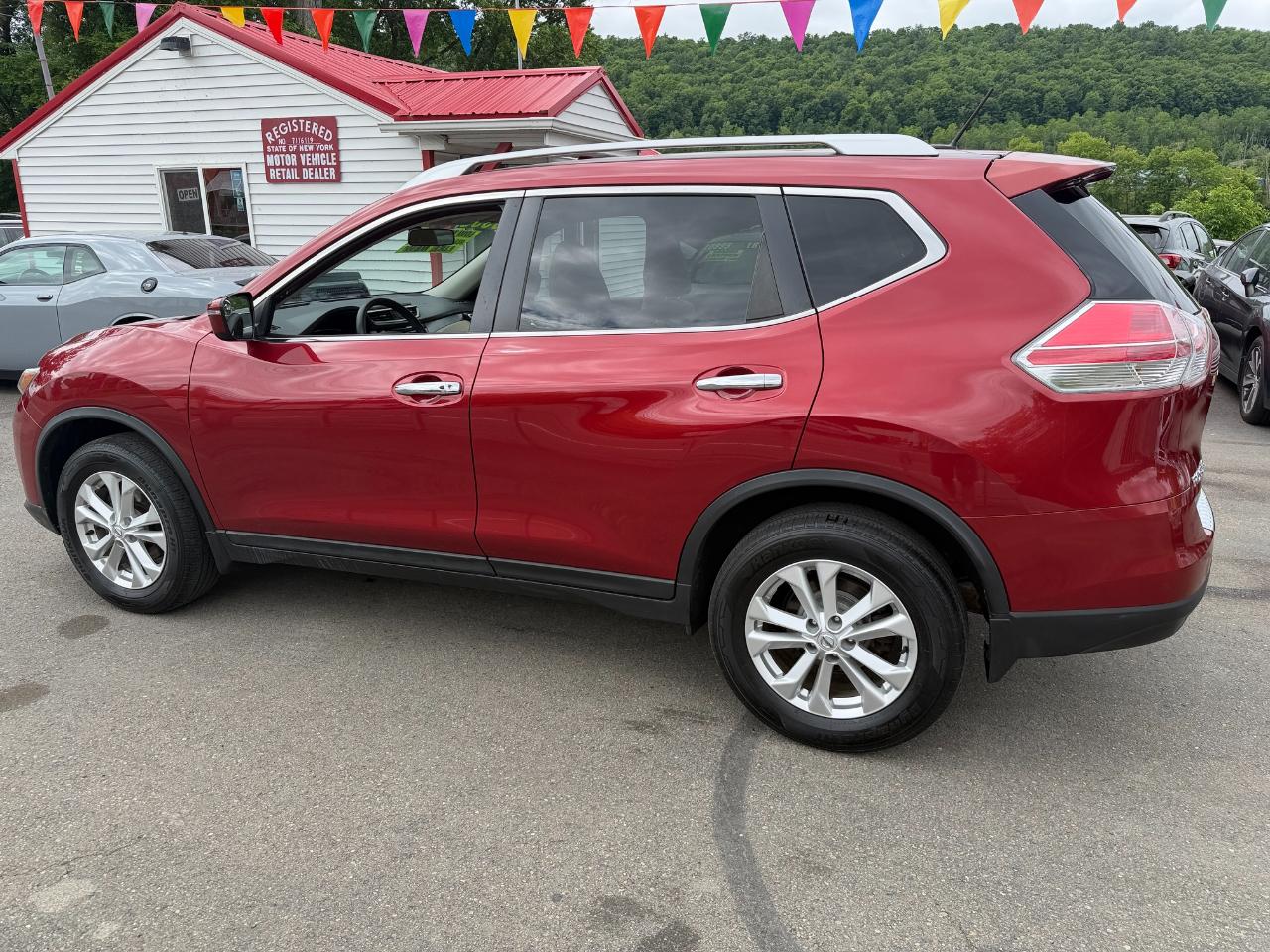 Nissan Rogue AWD 4dr SV 2016