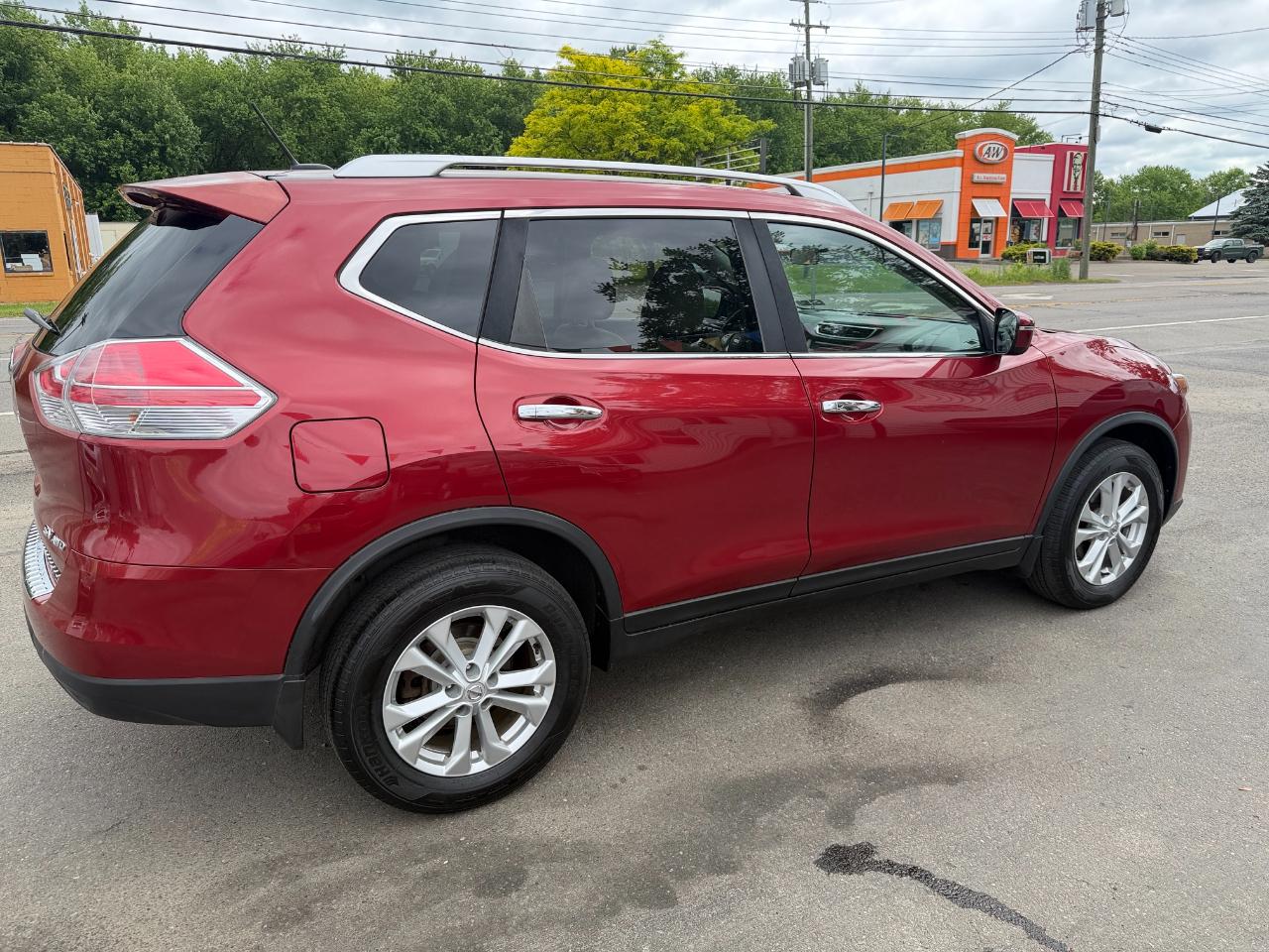 Nissan Rogue AWD 4dr SV 2016