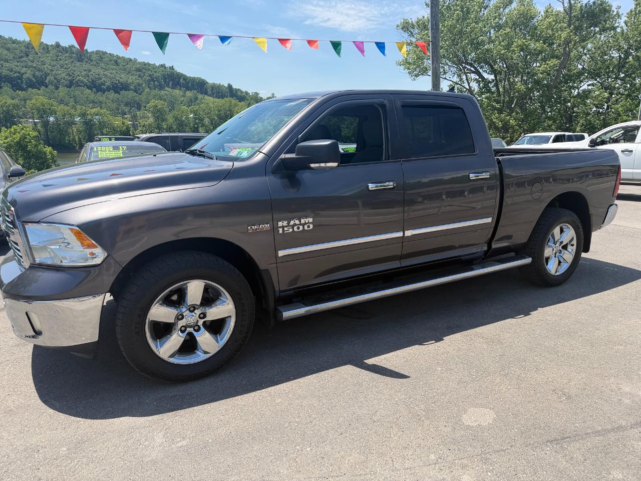 RAM 1500 4WD Crew Cab 149" Big Horn 2016