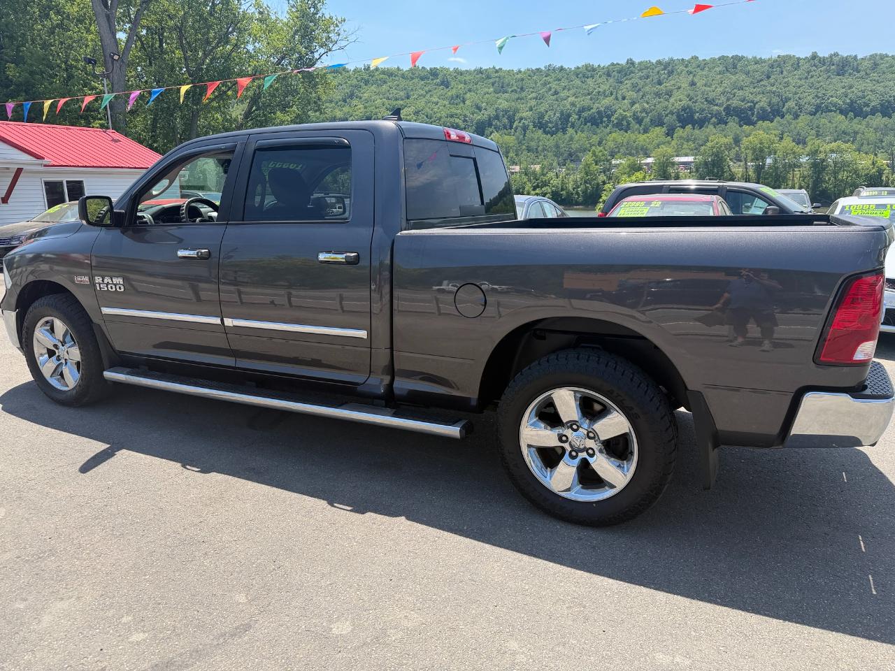 RAM 1500 4WD Crew Cab 149" Big Horn 2016